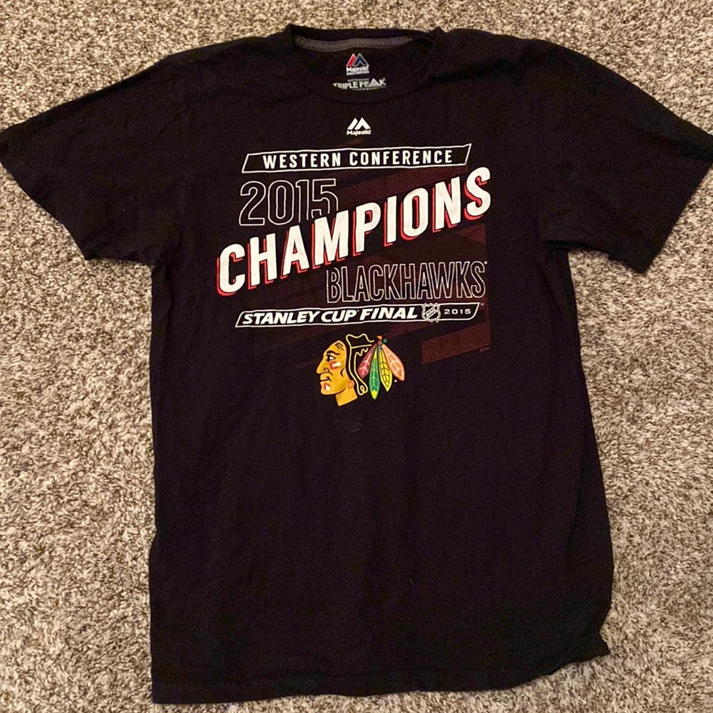 Blackhawks t shirt